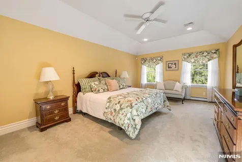 $1,999,999 | 193 Pulis Avenue, Franklin Lakes, NJ 07417