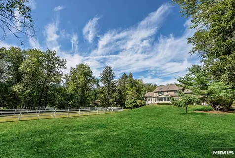$1,999,999 | 193 Pulis Avenue, Franklin Lakes, NJ 07417