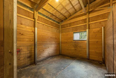 $1,999,999 | 193 Pulis Avenue, Franklin Lakes, NJ 07417