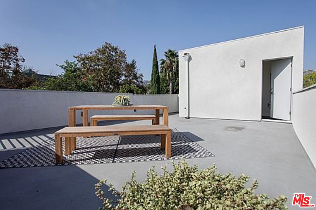 616 Westmount Drive West Hollywood, CA 90069 - Photo 26 of 28