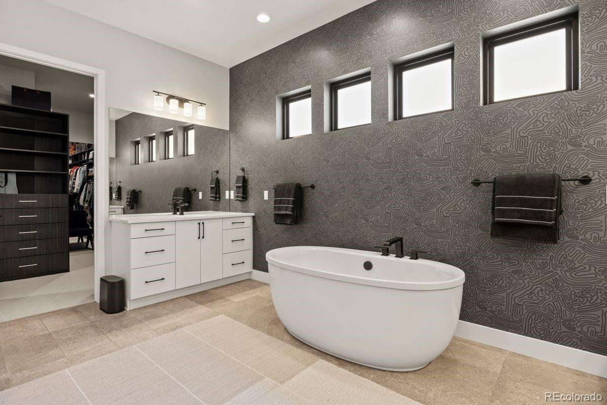 2212 Rim Ridge Drive Castle Pines, CO 80108 - Photo 24 of 50 Gallery Image 24