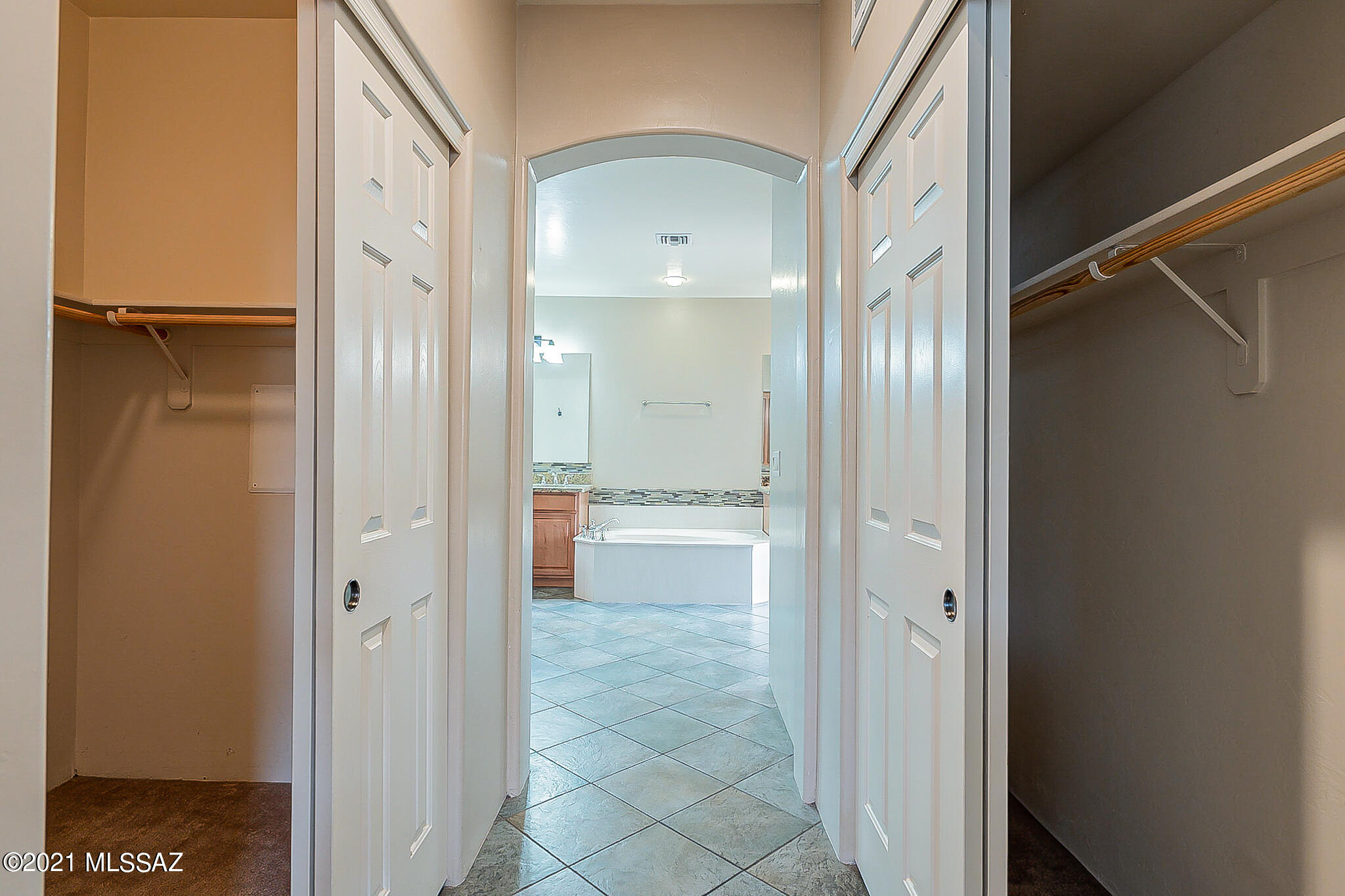 155 East Castlefield Circle Tucson, AZ 85704 - Photo 20 of 46