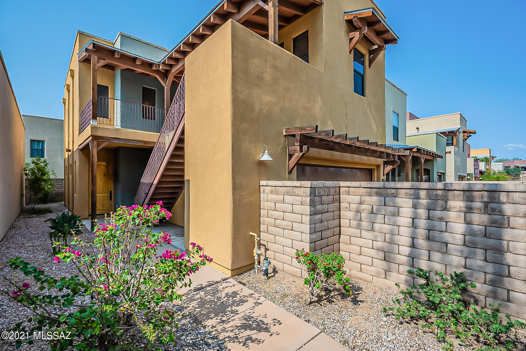 155 East Castlefield Circle Tucson, AZ 85704 - Photo 2 of 46