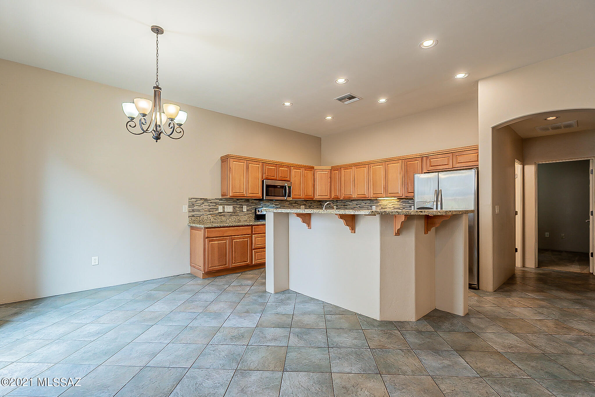 155 East Castlefield Circle Tucson, AZ 85704 - Photo 7 of 46