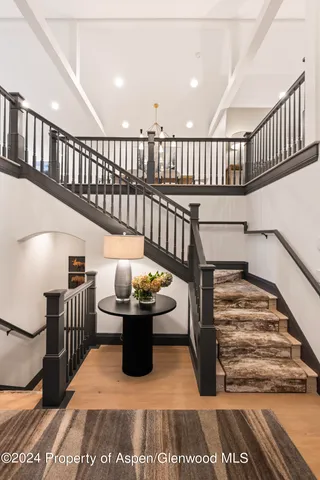 a view of entryway and hall