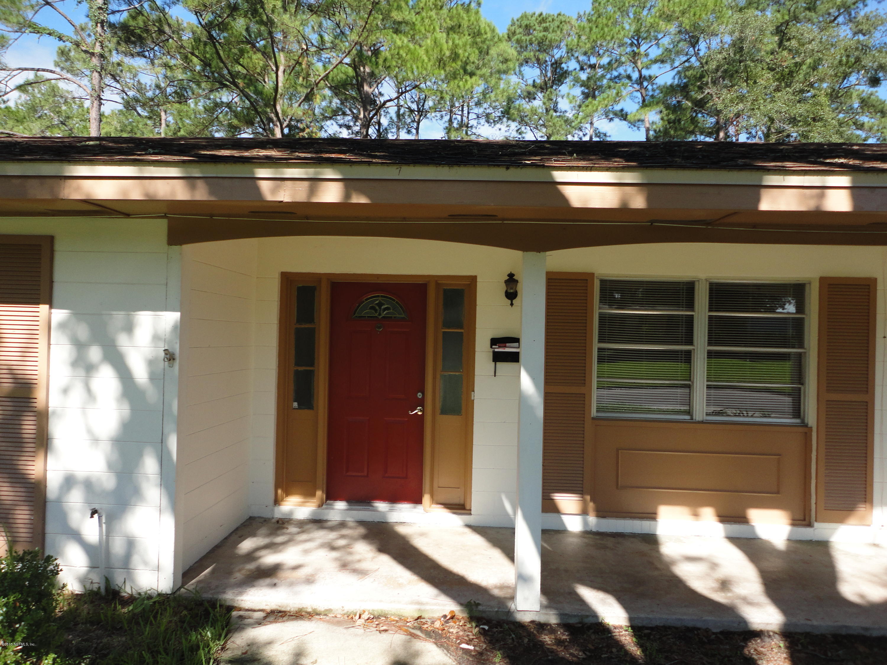 776 Acapulco Road Jacksonville, FL 32216 - Photo 1 of 22 Front Porch