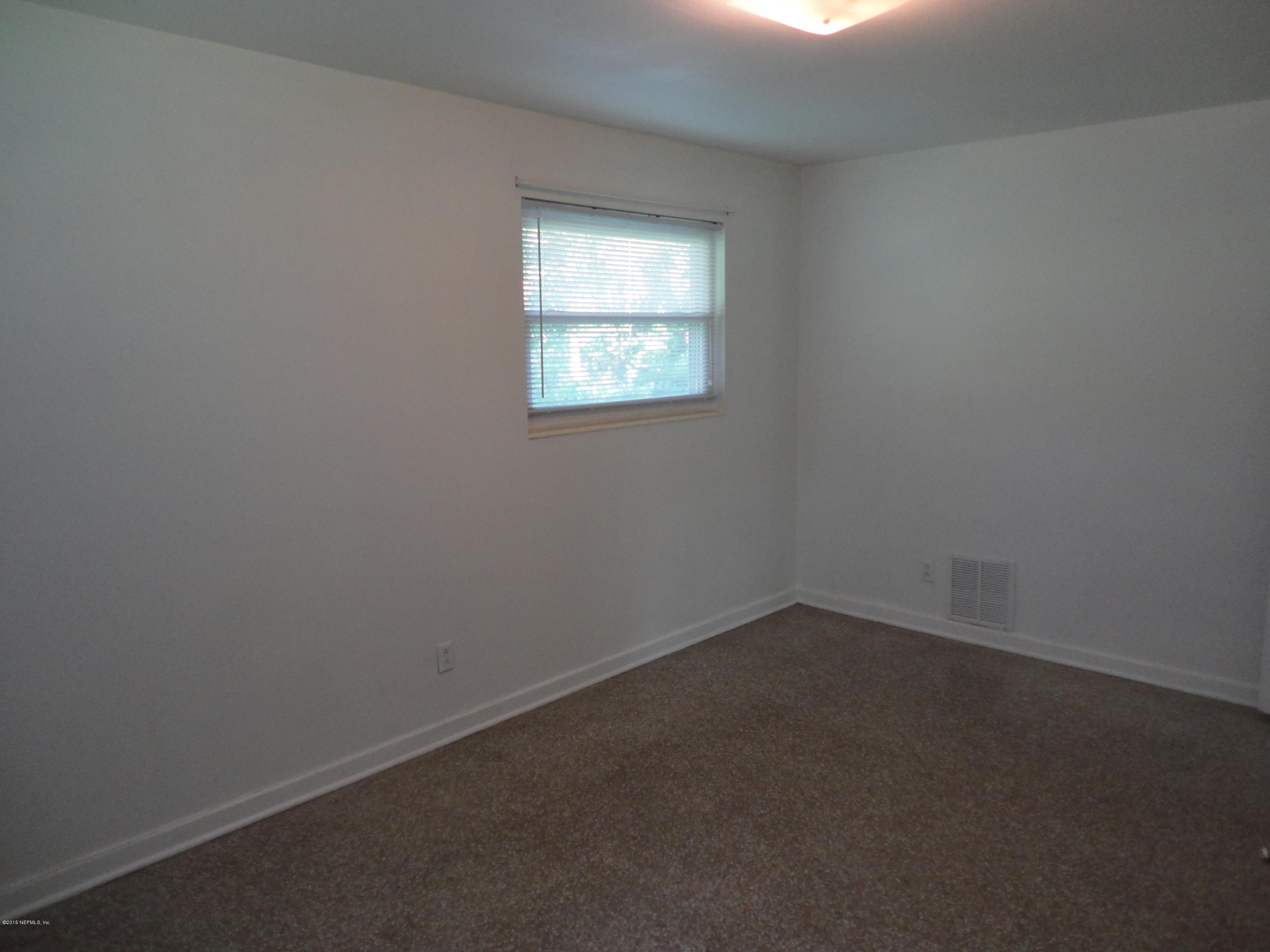 776 Acapulco Road Jacksonville, FL 32216 - Photo 9 of 22 Master Bedroom