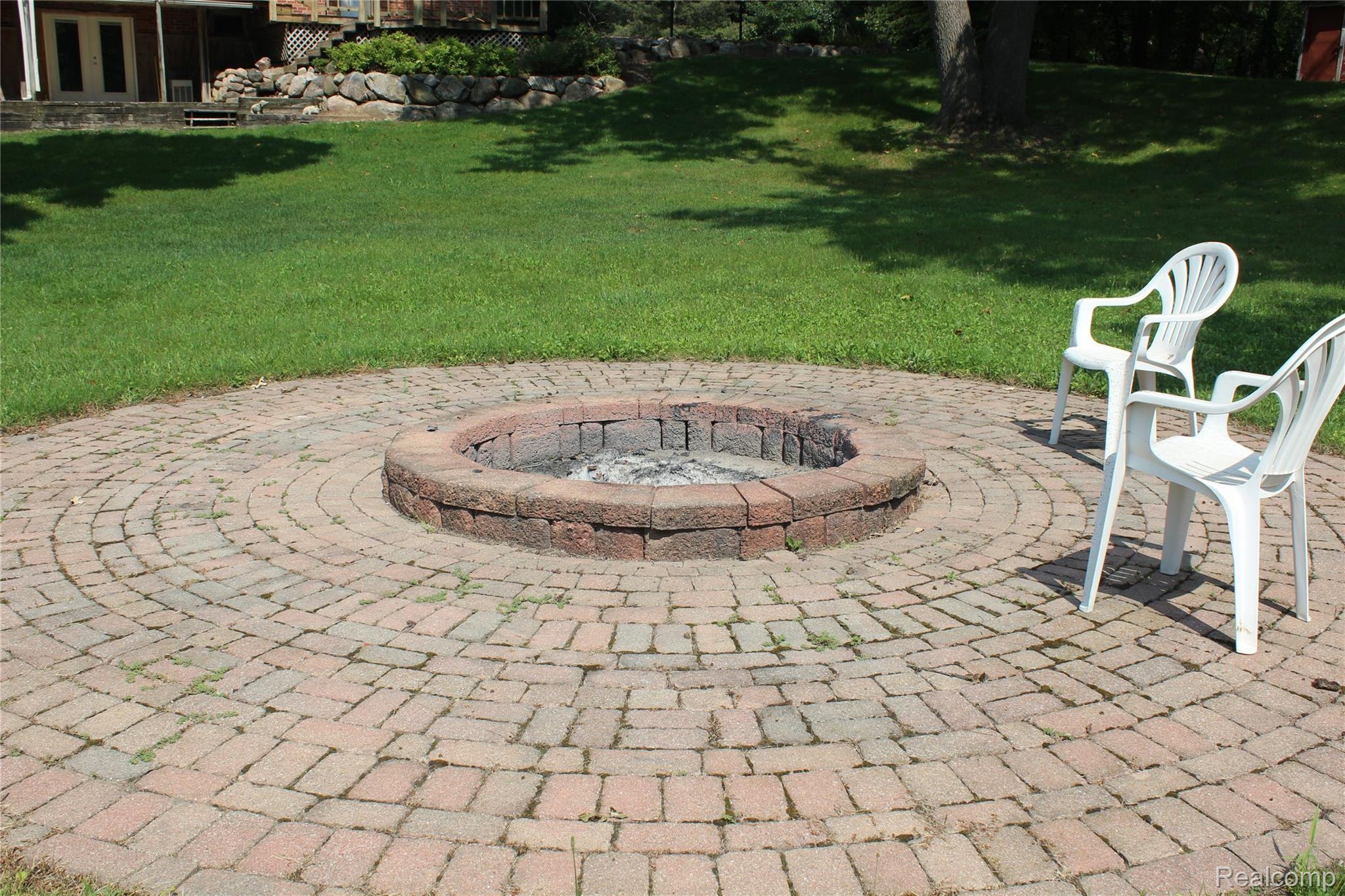 6095 Walsh Road Dexter, MI 48130 - Photo 8 of 35 Firepit for star gazing