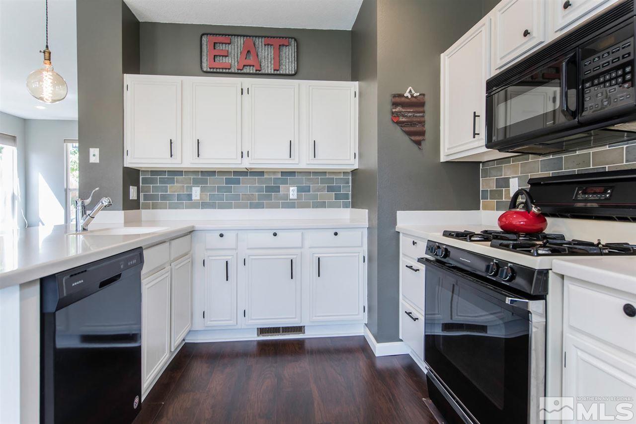 2440 Serena Drive Reno, NV 89503 - Photo 8 of 25 Photo 8