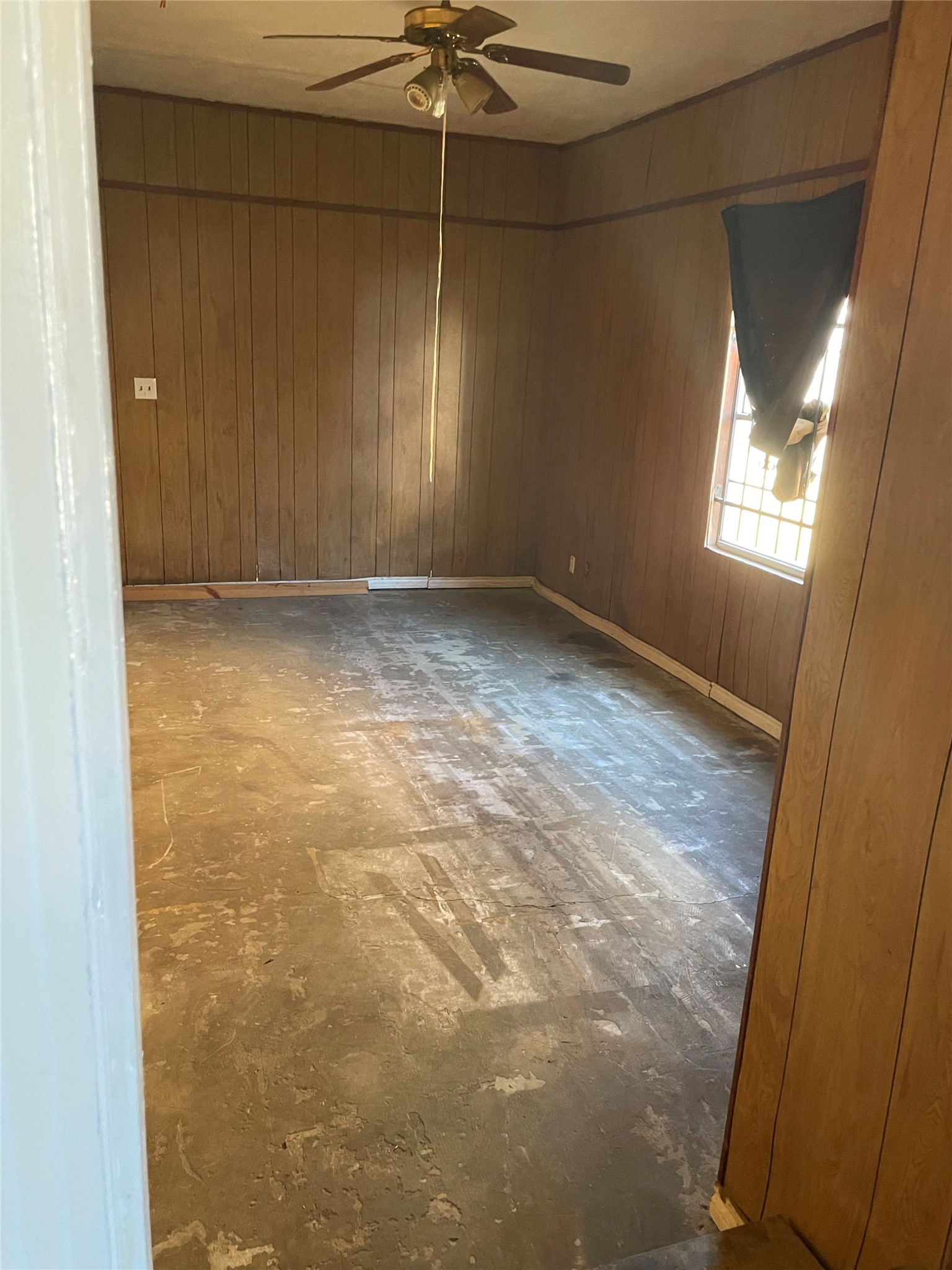 1960 May Street Beaumont, TX 77705 - Photo 21 of 25 Garage/Storage