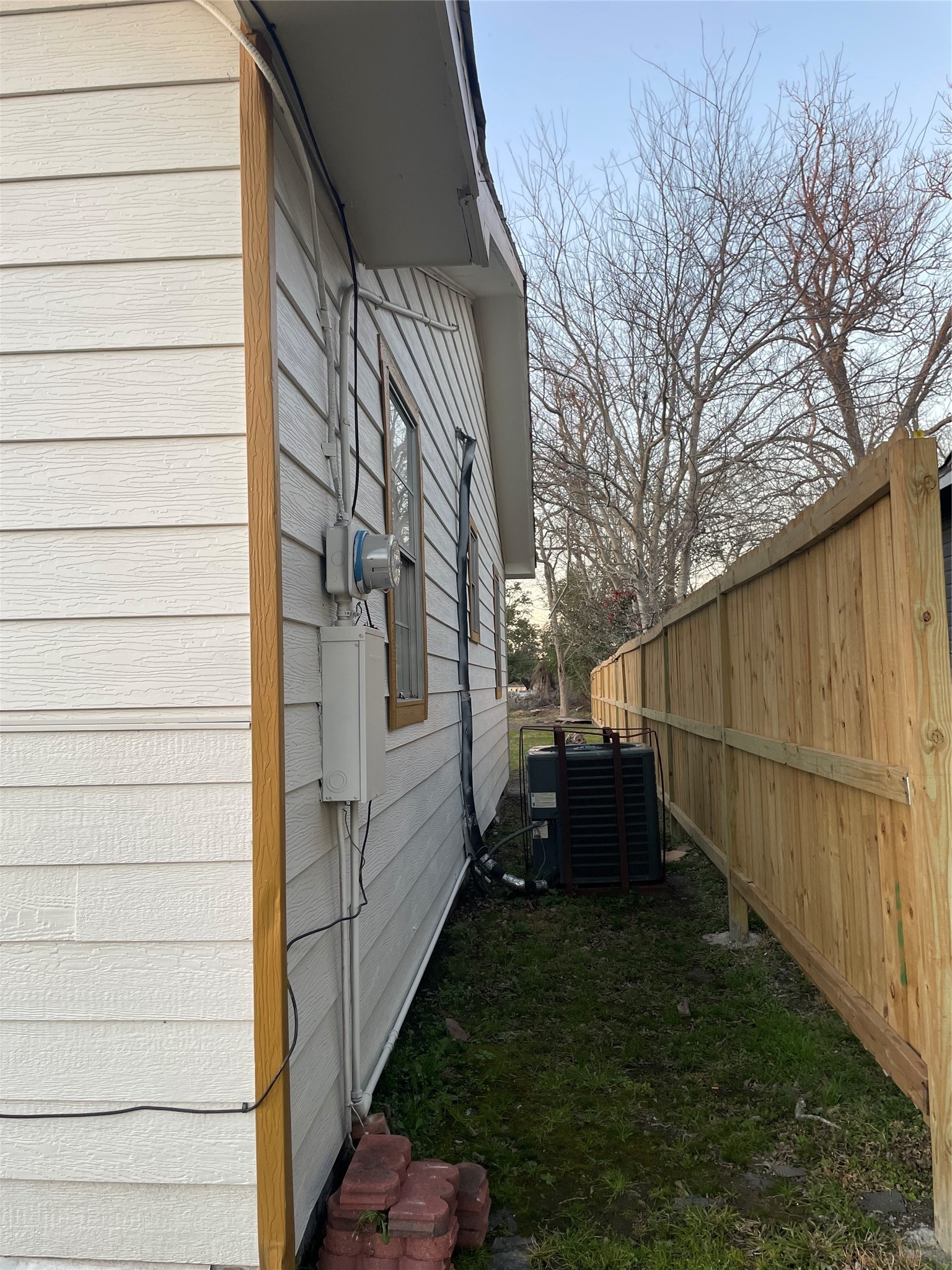 1960 May Street Beaumont, TX 77705 - Photo 10 of 25