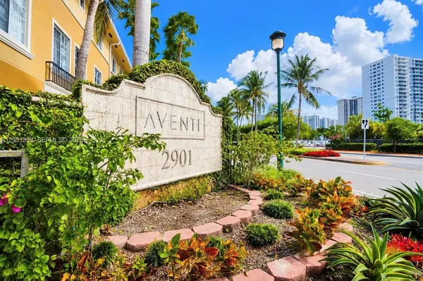 $399,000 | 2941 Northeast 185th Street, Unit 1311, Aventura, FL 33180