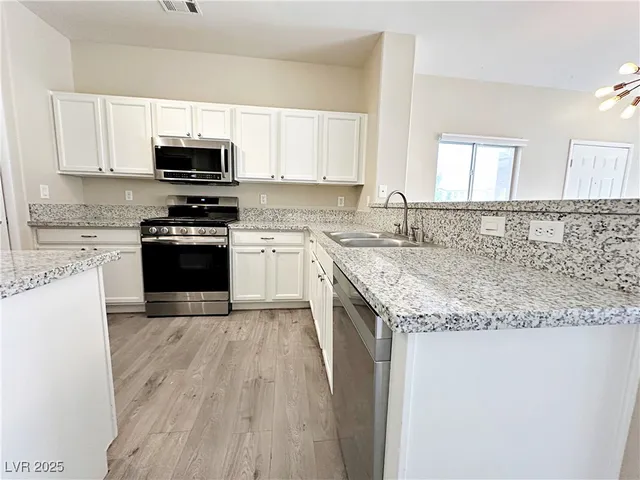 $2,025 | 5990 Jagged Cut Street, Unit 103, Henderson, NV 89011