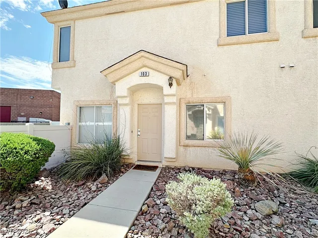 $2,025 | 5990 Jagged Cut Street, Unit 103, Henderson, NV 89011