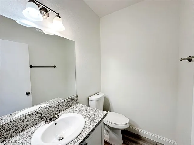 $2,025 | 5990 Jagged Cut Street, Unit 103, Henderson, NV 89011