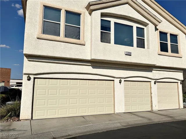 $2,025 | 5990 Jagged Cut Street, Unit 103, Henderson, NV 89011