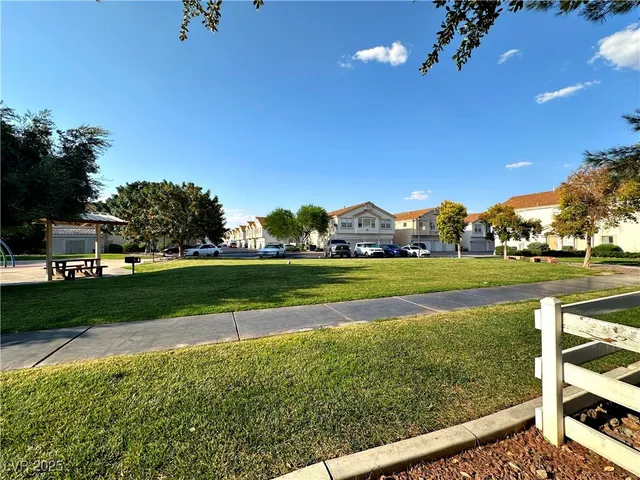 $2,025 | 5990 Jagged Cut Street, Unit 103, Henderson, NV 89011