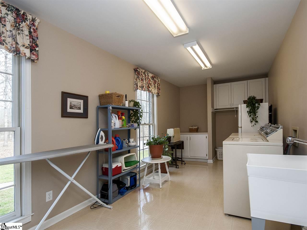 371 Alverson Road Pelzer, SC 29669 - Photo 8 of 35