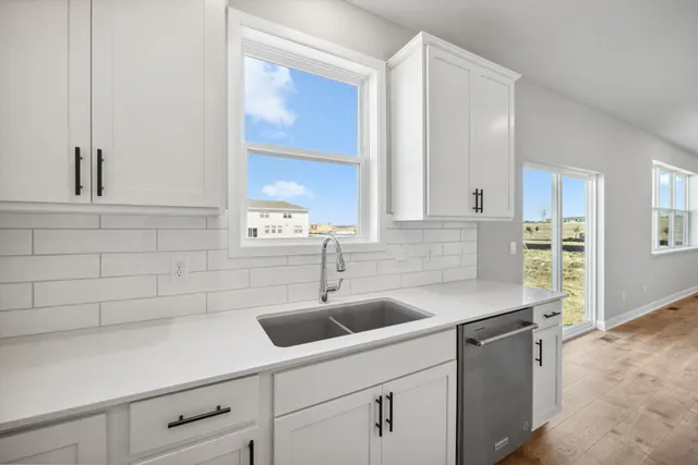 $690,000 | 1827 Rainier Drive, Shakopee, MN 55379