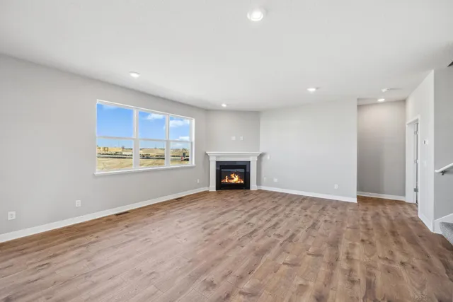 $690,000 | 1827 Rainier Drive, Shakopee, MN 55379