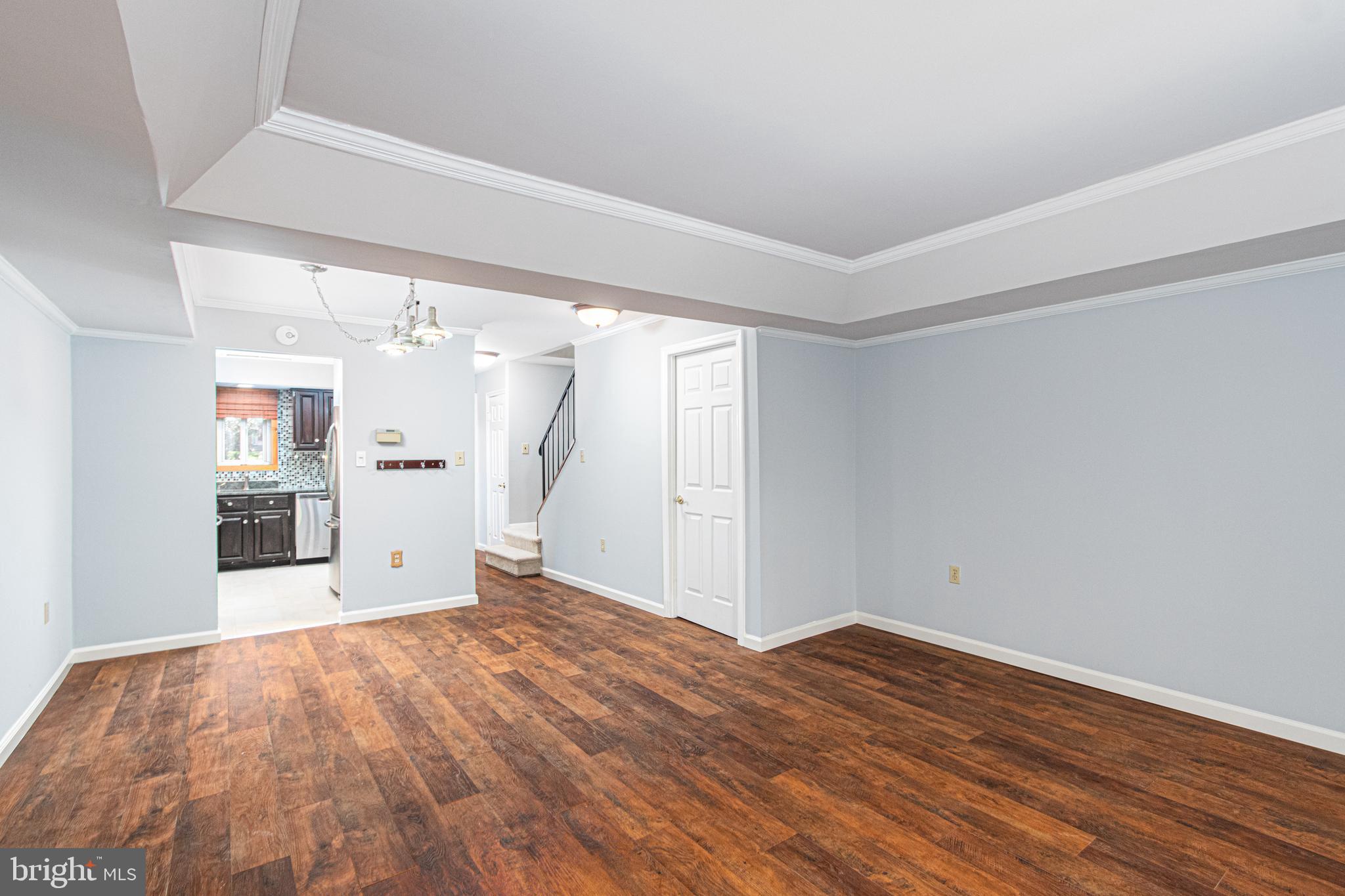 1963 Greenberry Road Baltimore, MD 21209 - Photo 11 of 47 Gallery Image 11
