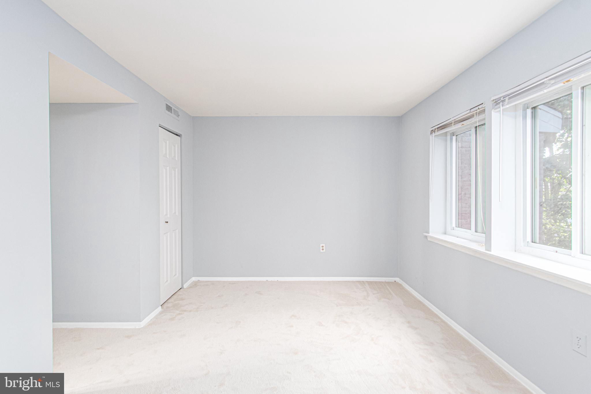 1963 Greenberry Road Baltimore, MD 21209 - Photo 31 of 47 Gallery Image 31