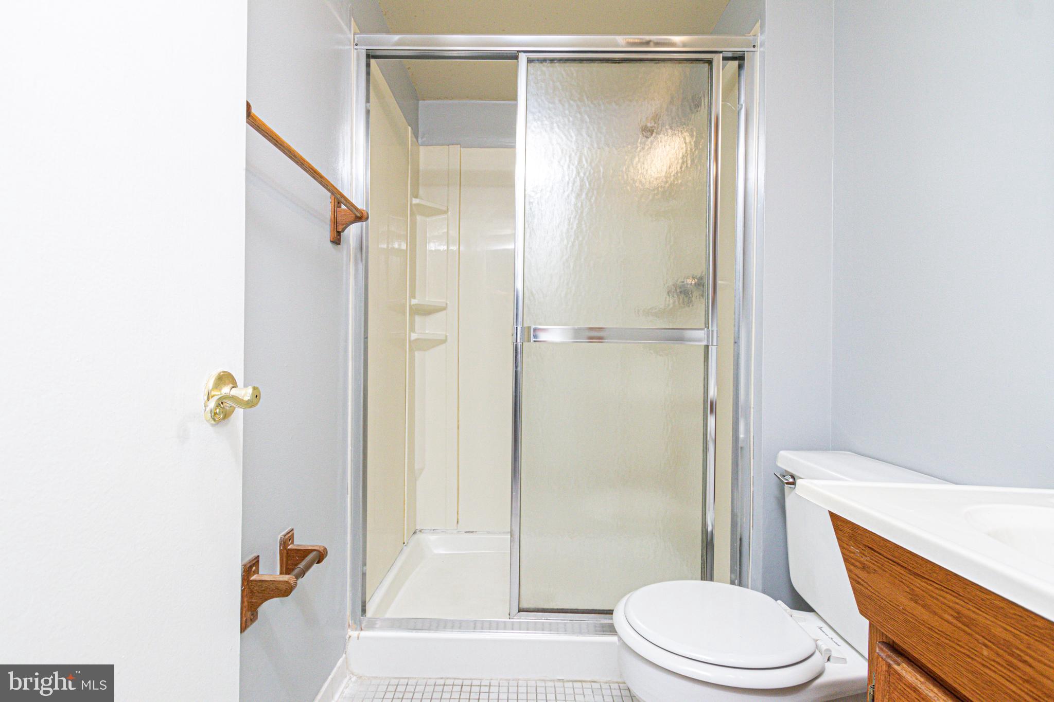 1963 Greenberry Road Baltimore, MD 21209 - Photo 34 of 47 Gallery Image 34