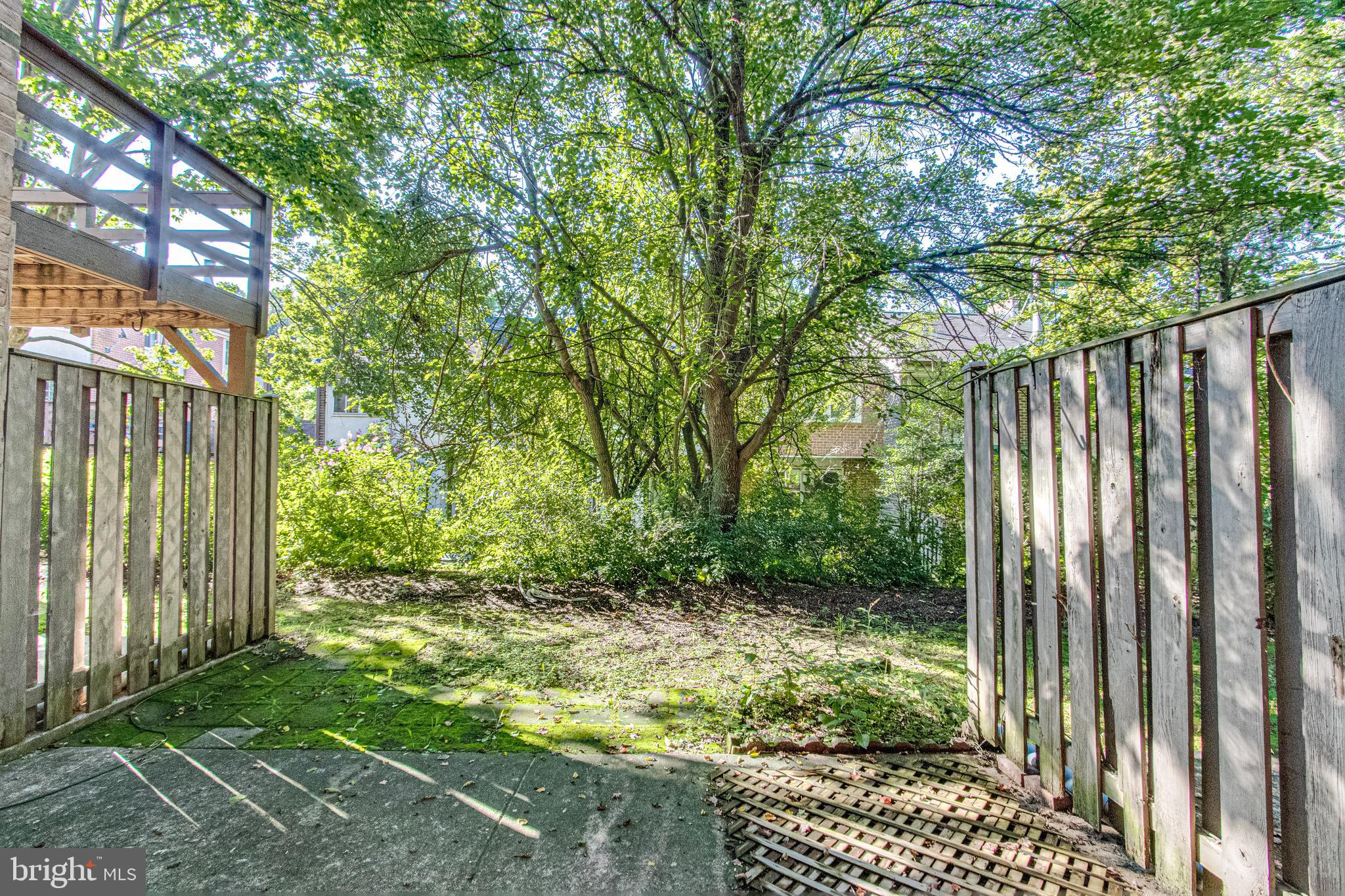 1963 Greenberry Road Baltimore, MD 21209 - Photo 44 of 47 Gallery Image 44