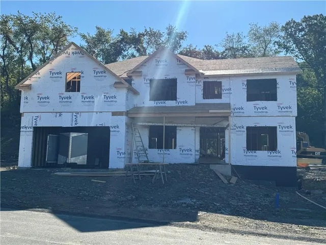 $880,000 | 404 Haymaker Court, Canonsburg, PA 15317