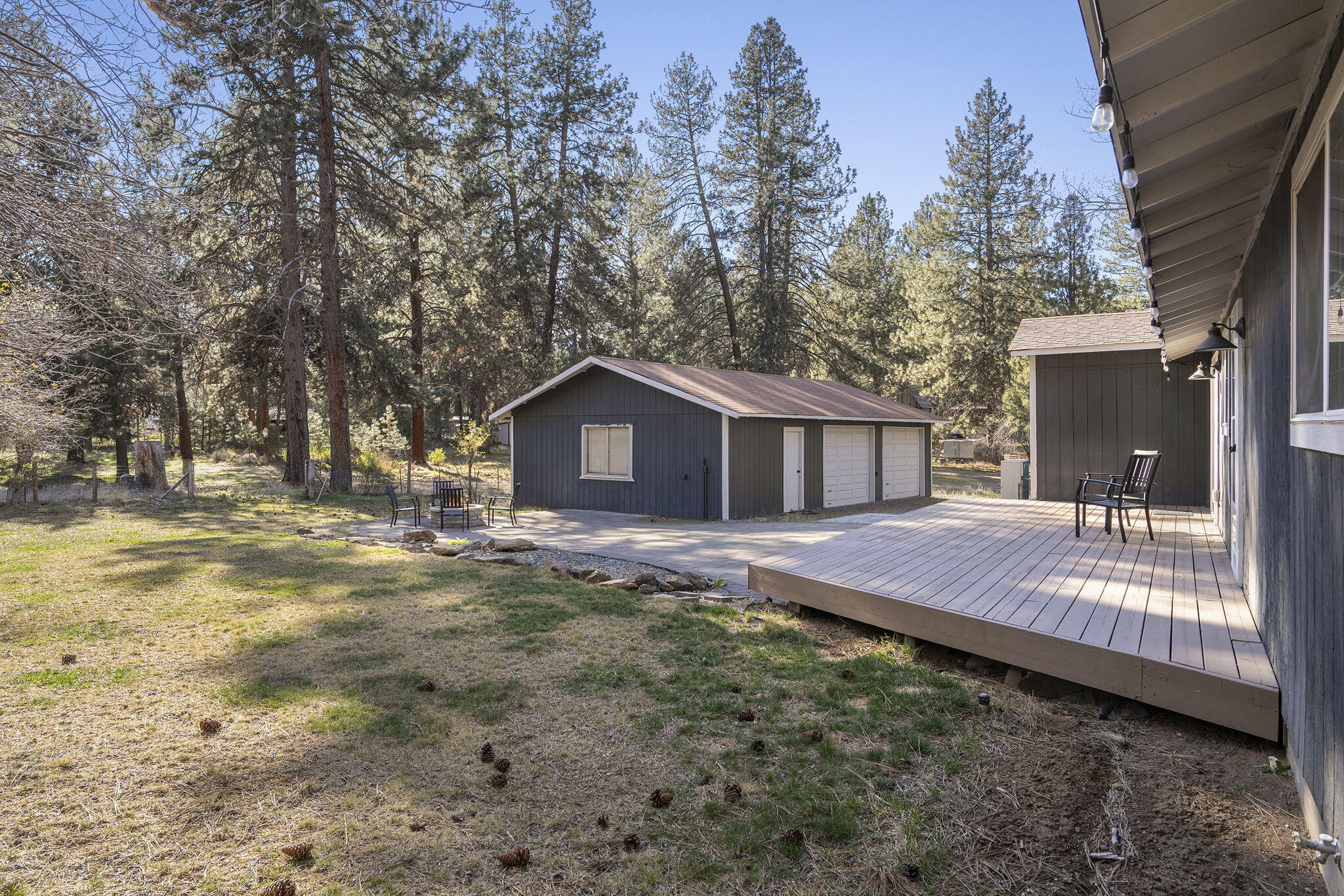 18949 Baker Road Bend, OR 97702 - Photo 28 of 36
