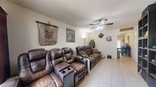 $1,050 | 1211 Georgia Street, College Station, TX 77840