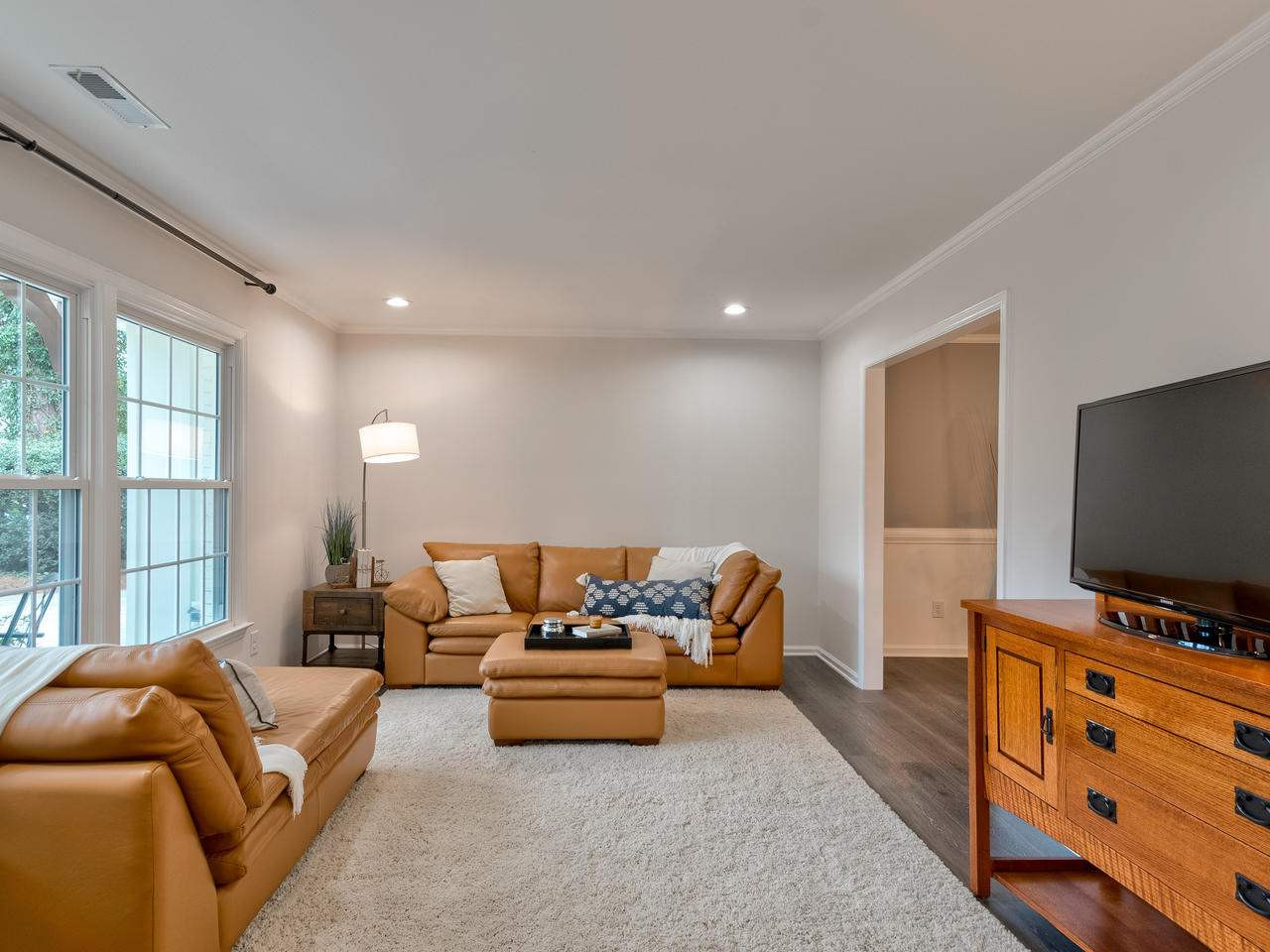1000 Deerfield Road Raleigh, NC 27609 - Photo 5 of 30 Large room at the front of the house - so many possibilities! Living Room