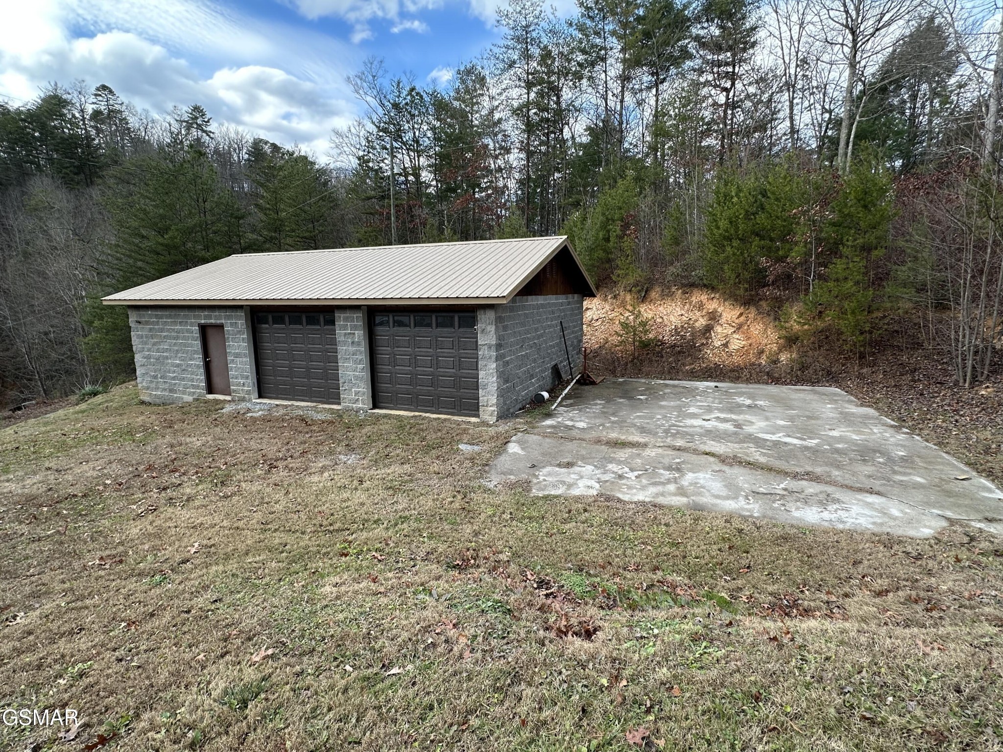 4346 Henry Town Road Sevierville, TN 37876 - Photo 8 of 94 Gallery Image 8