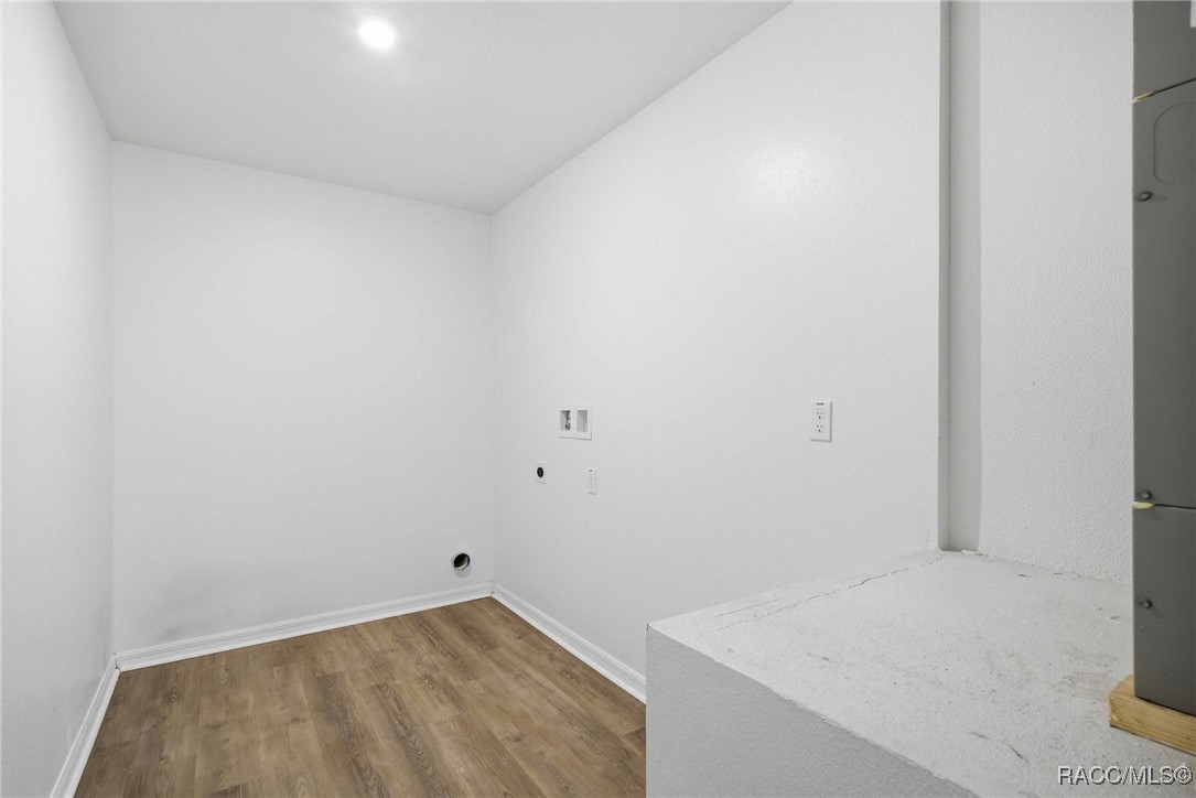 16287 Little Auk Road Weeki Wachee, FL 34614 - Photo 30 of 52 Fantastic size laundry room