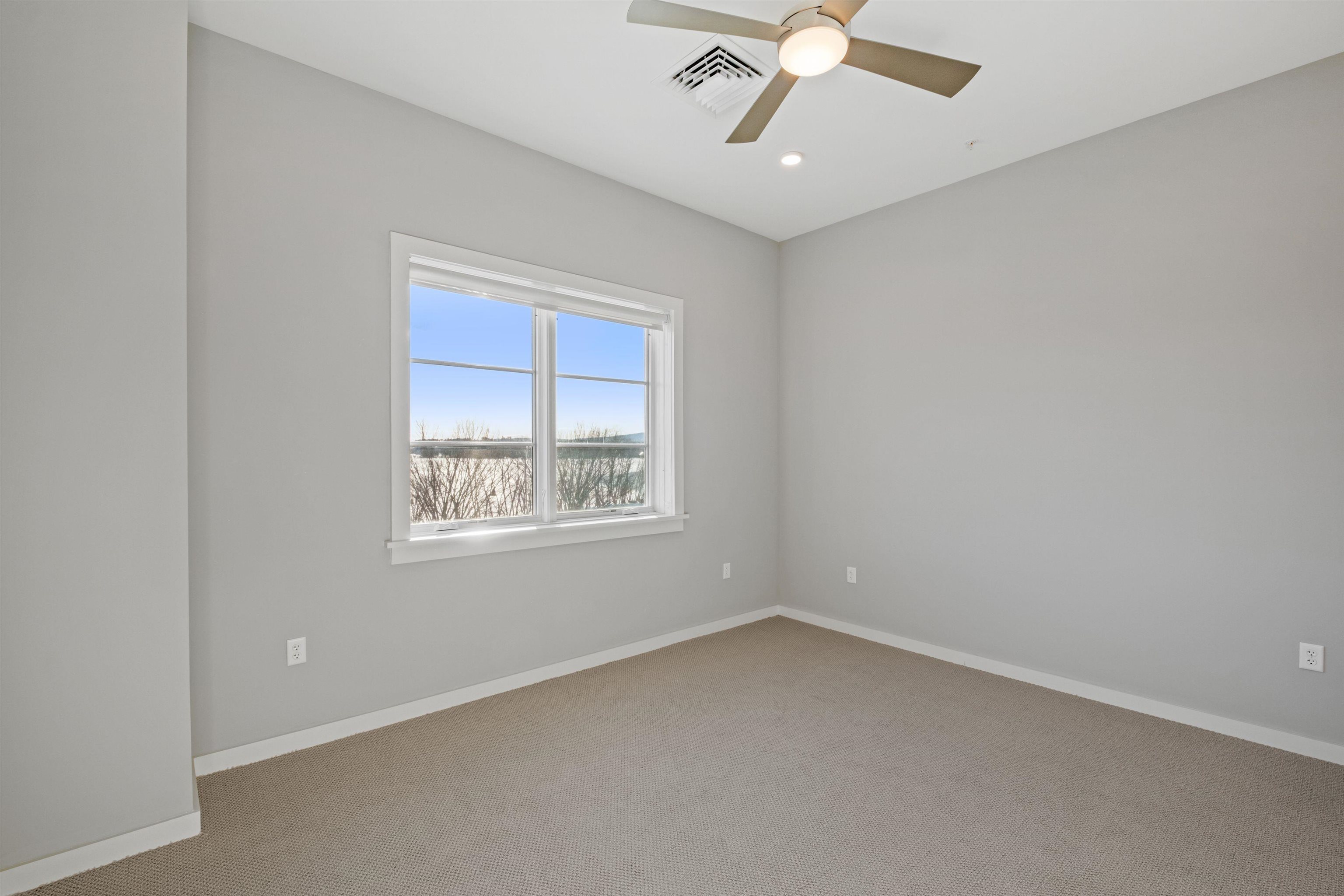 51 Elm Street, Unit 304 Laconia, NH 03246 - Photo 9 of 55