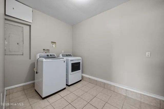 $275,500 | 278 Bear Creek Road, Hubert, NC 28539