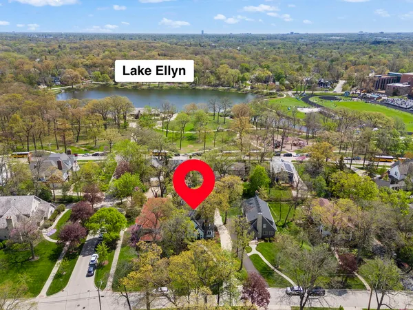 $2,250,000 | 639 North Park Boulevard, Glen Ellyn, IL 60137