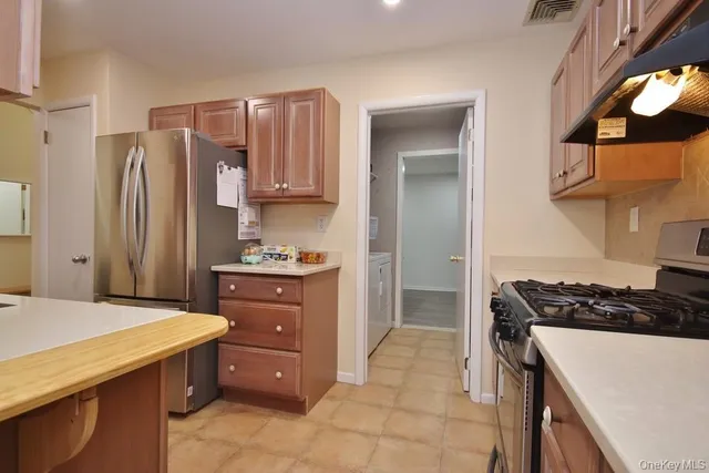 $3,300 | 63 Contempra Circle, Tappan, NY 10983