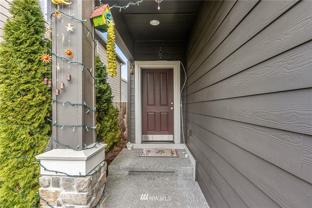 3627 202nd Pl S East Bothell, WA 98012 - Photo 4 of 38 a view of entrance door of the house