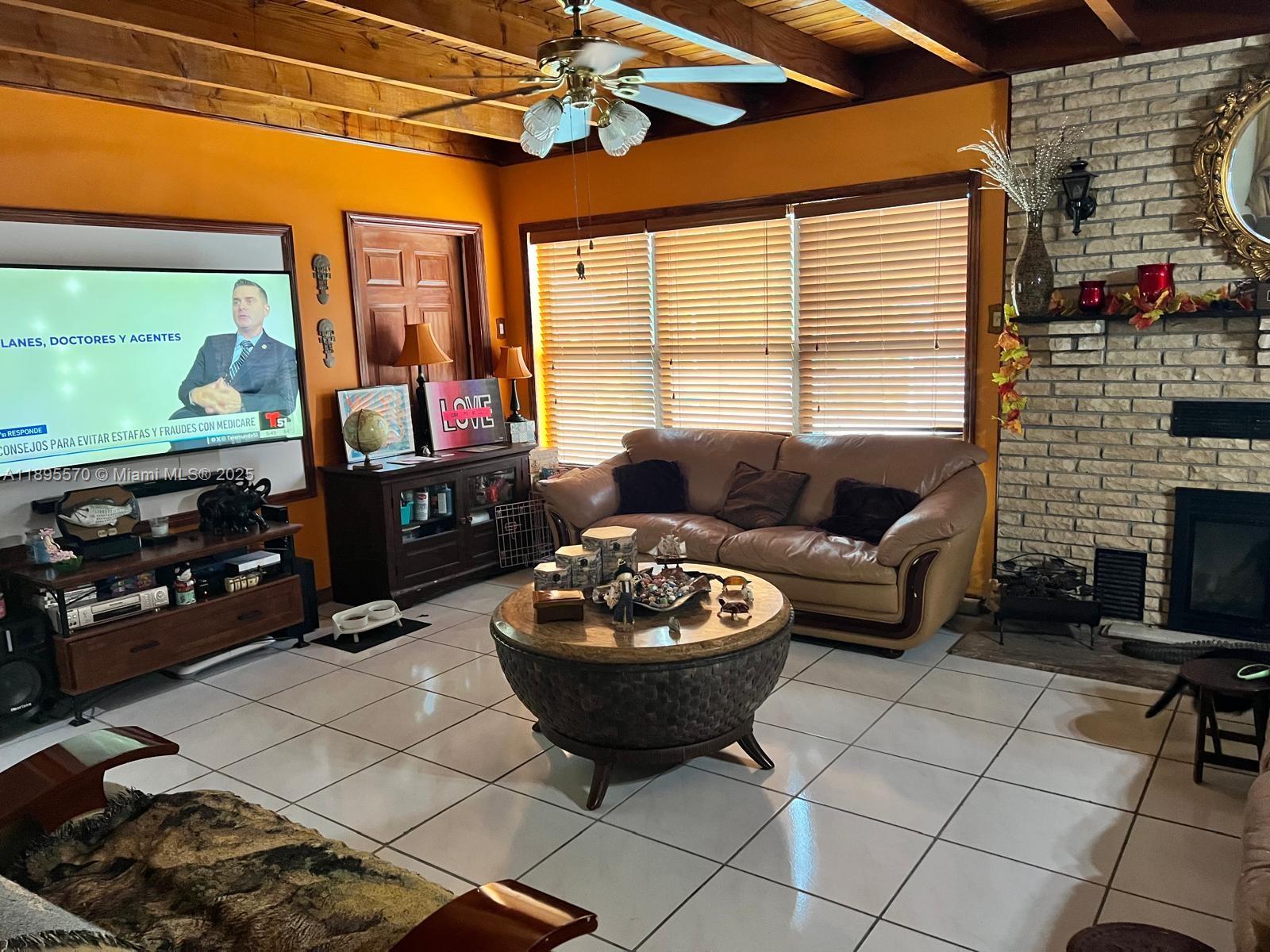 11000 Southwest 43rd Lane Miami, FL 33165 - Photo 6 of 18