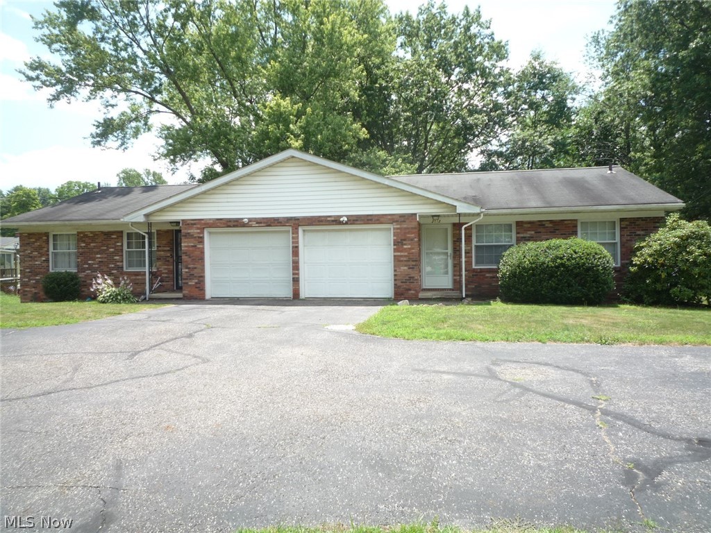2012-2016 Conwill Road Stow, OH 44224 - Photo 2 of 30