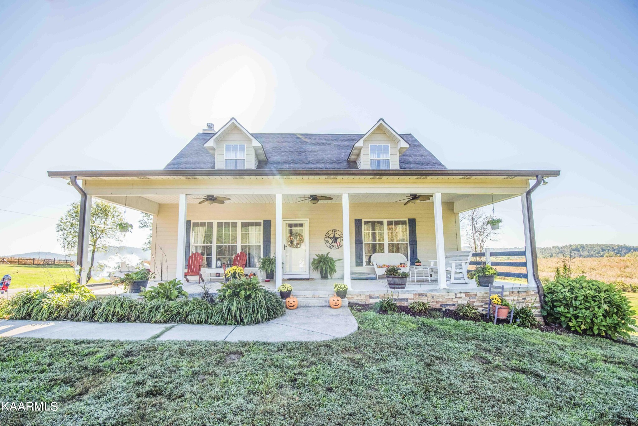 1254 Cross Valley Road La Follette, TN 37766 - Photo 6 of 58 Gallery Image 6