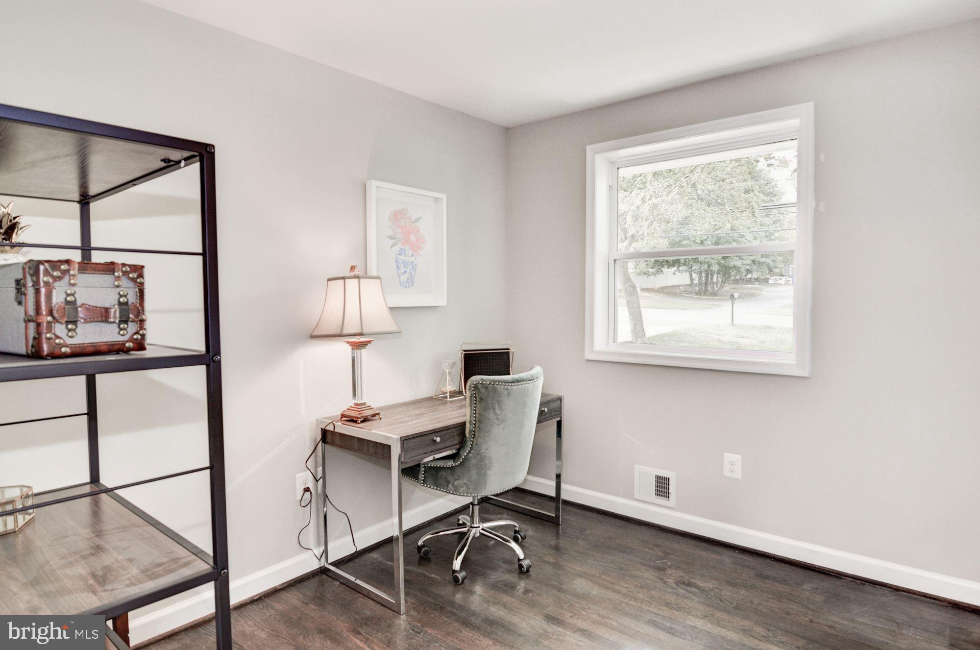 10674 Scaggsville Road Laurel, MD 20723 - Photo 14 of 21 Bedroom 3 or Study