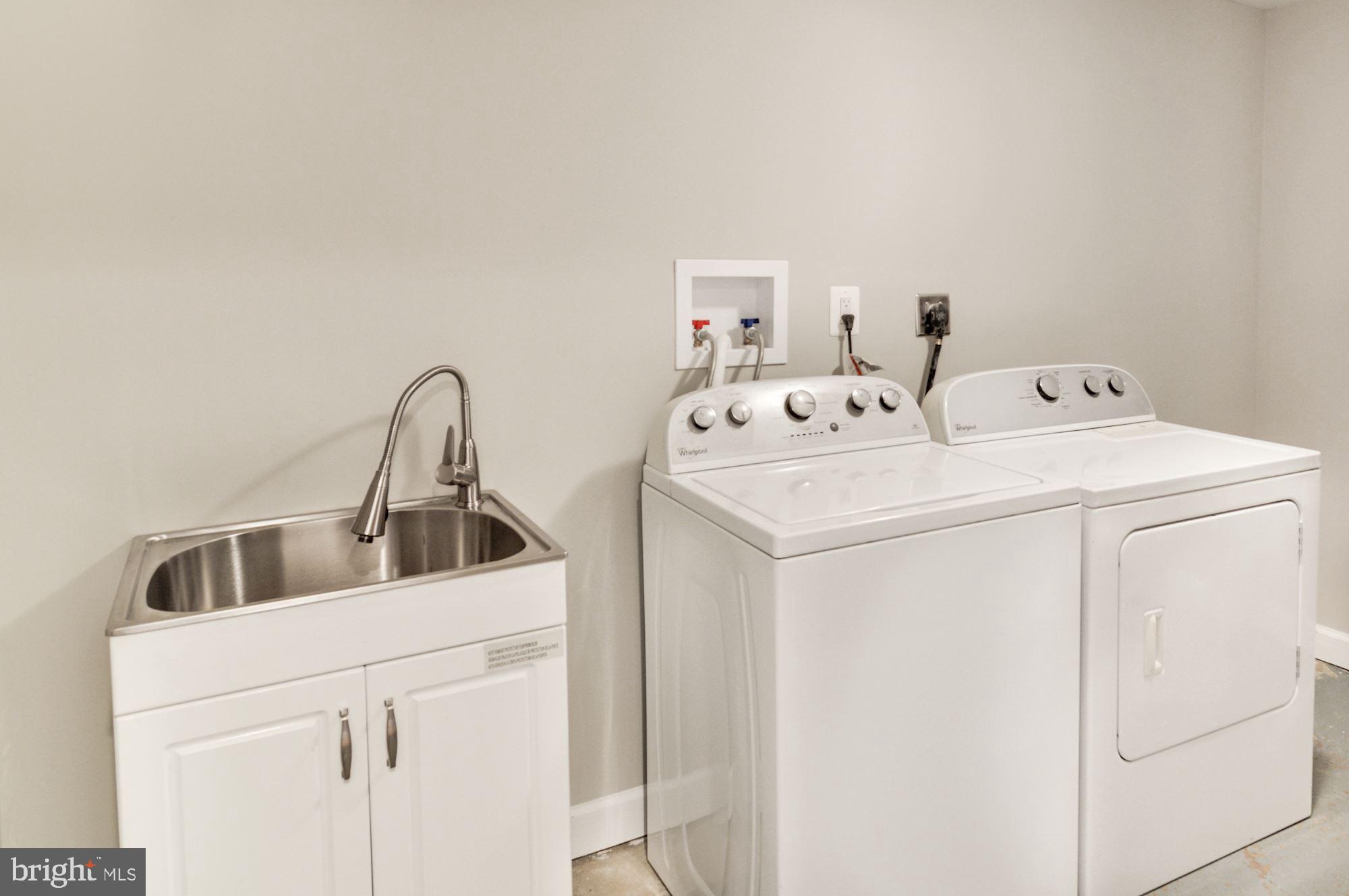 10674 Scaggsville Road Laurel, MD 20723 - Photo 19 of 21 Laundry room