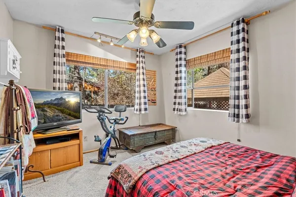 $634,900 | 1902 Virginia Street, Wrightwood, CA 92397