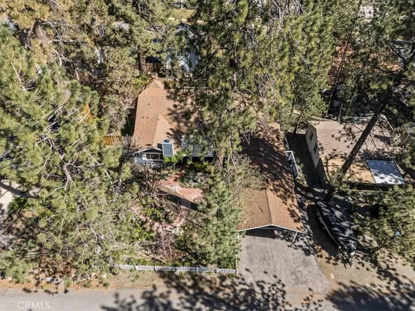 $634,900 | 1902 Virginia Street, Wrightwood, CA 92397