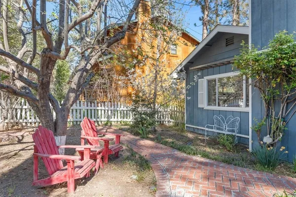 $634,900 | 1902 Virginia Street, Wrightwood, CA 92397