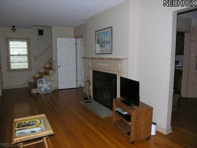 1314 Avondale Road Cleveland, OH 44121 - Photo 4 of 17 Gallery Image 4