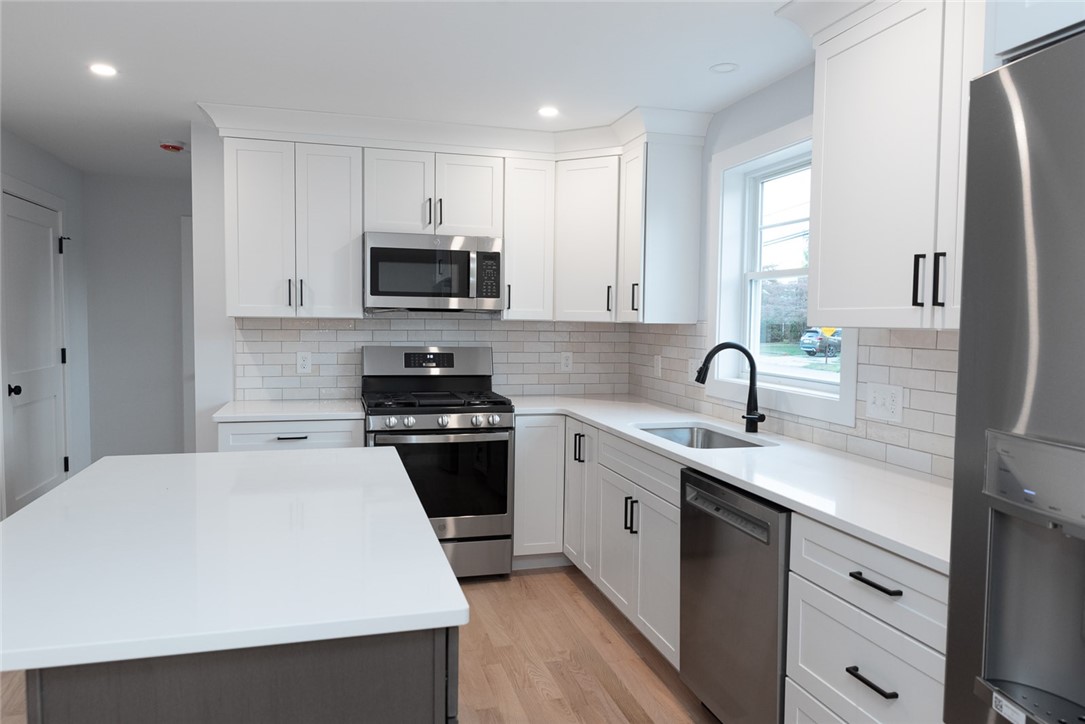 49 Recess Lane Warwick, RI 02889 - Photo 6 of 26