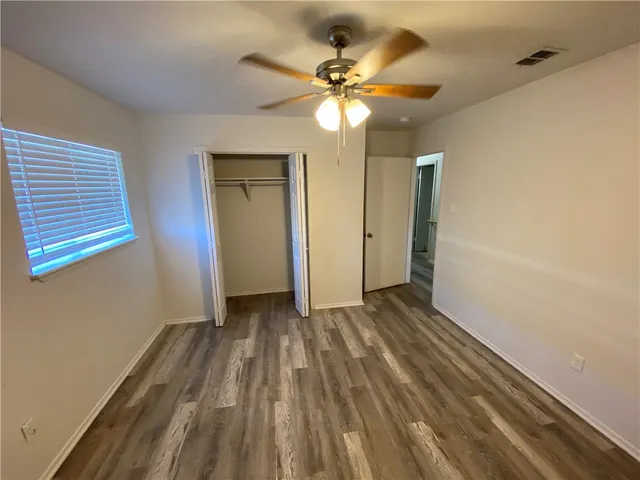$1,300 | 313 Easy Street, Unit B, Corpus Christi, TX 78418